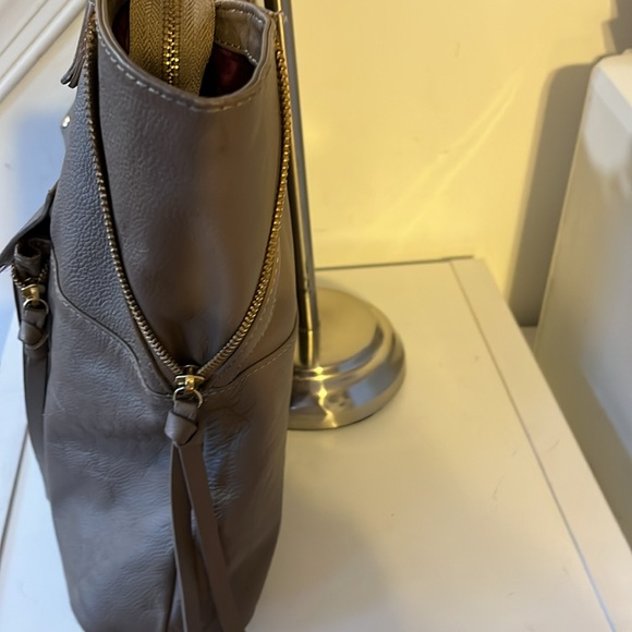 KOOBA EVERETTE SOFT LEATHER SHOPPER TOTE BAG TAUPE - Picture 5 of 16